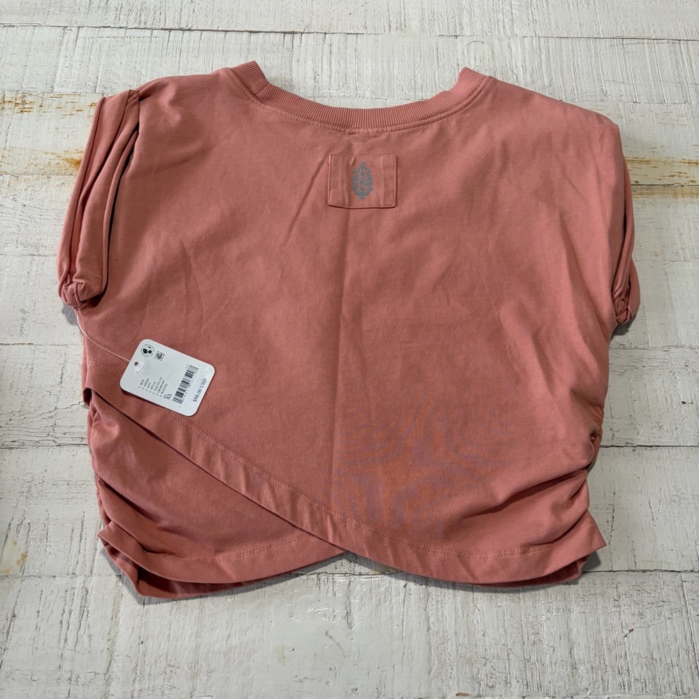 FP Movement Hot Shot Crossover Set NWT size XL in Petal 2 Piece Set Baggy - Picture 7 of 11